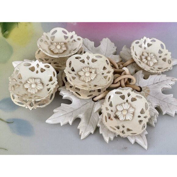 Vintage 1930s Carved Celluloid Large Dangle Brooch Leaves Flowers - Picture 2 of 12